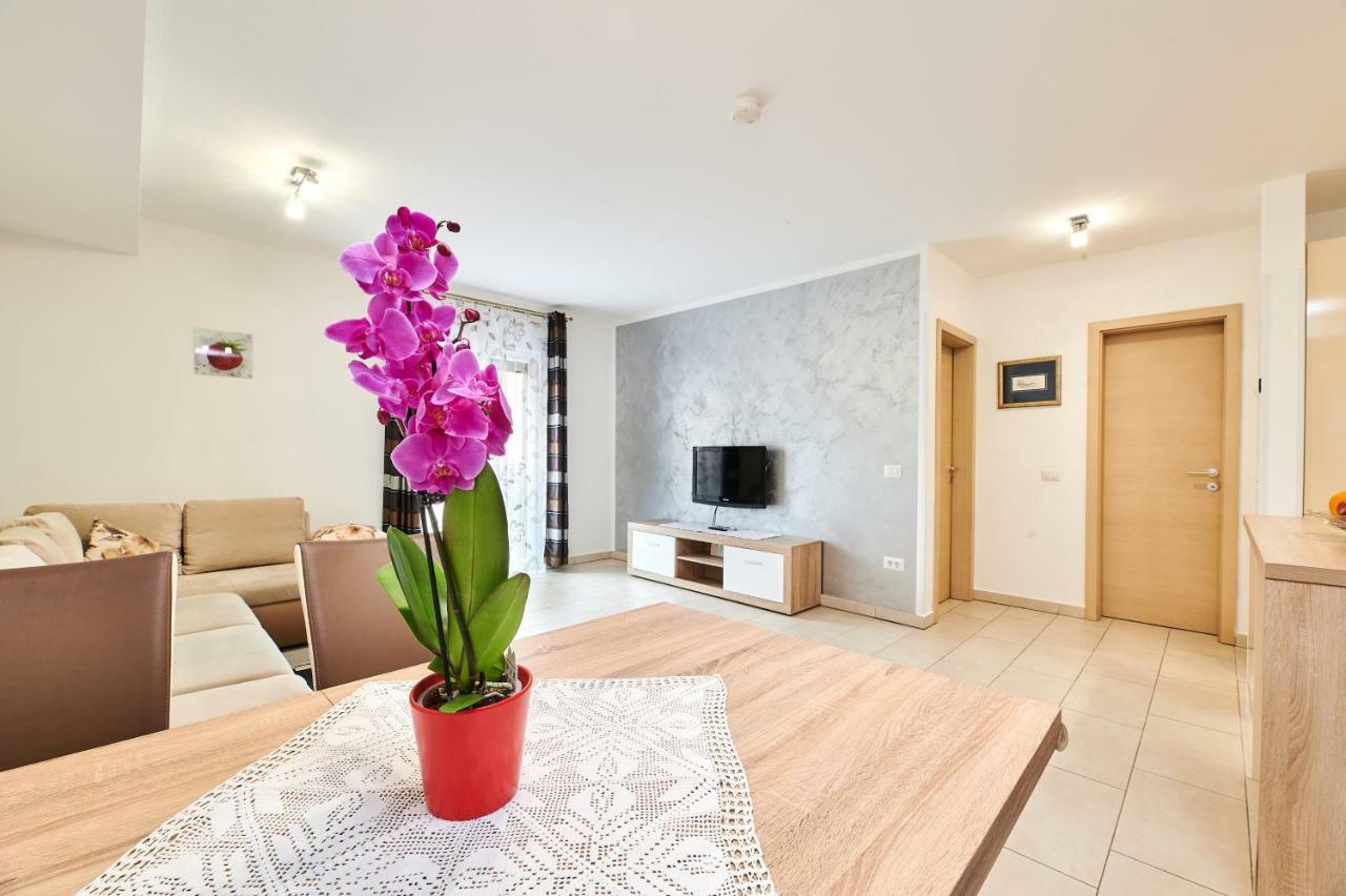 Apartman Leon อูมัค ภายนอก รูปภาพ